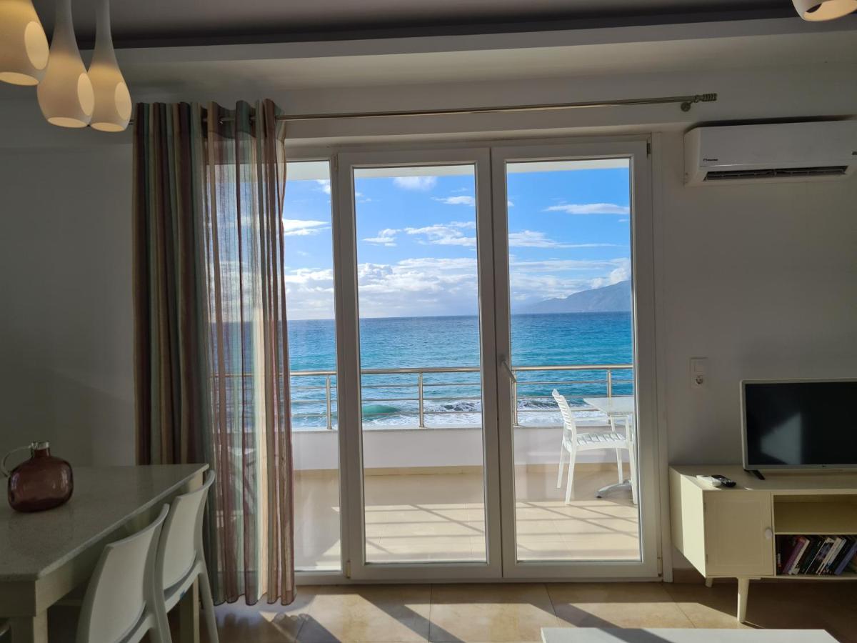 Bella Mare Luxury Apartments Kalamaki  Exterior foto