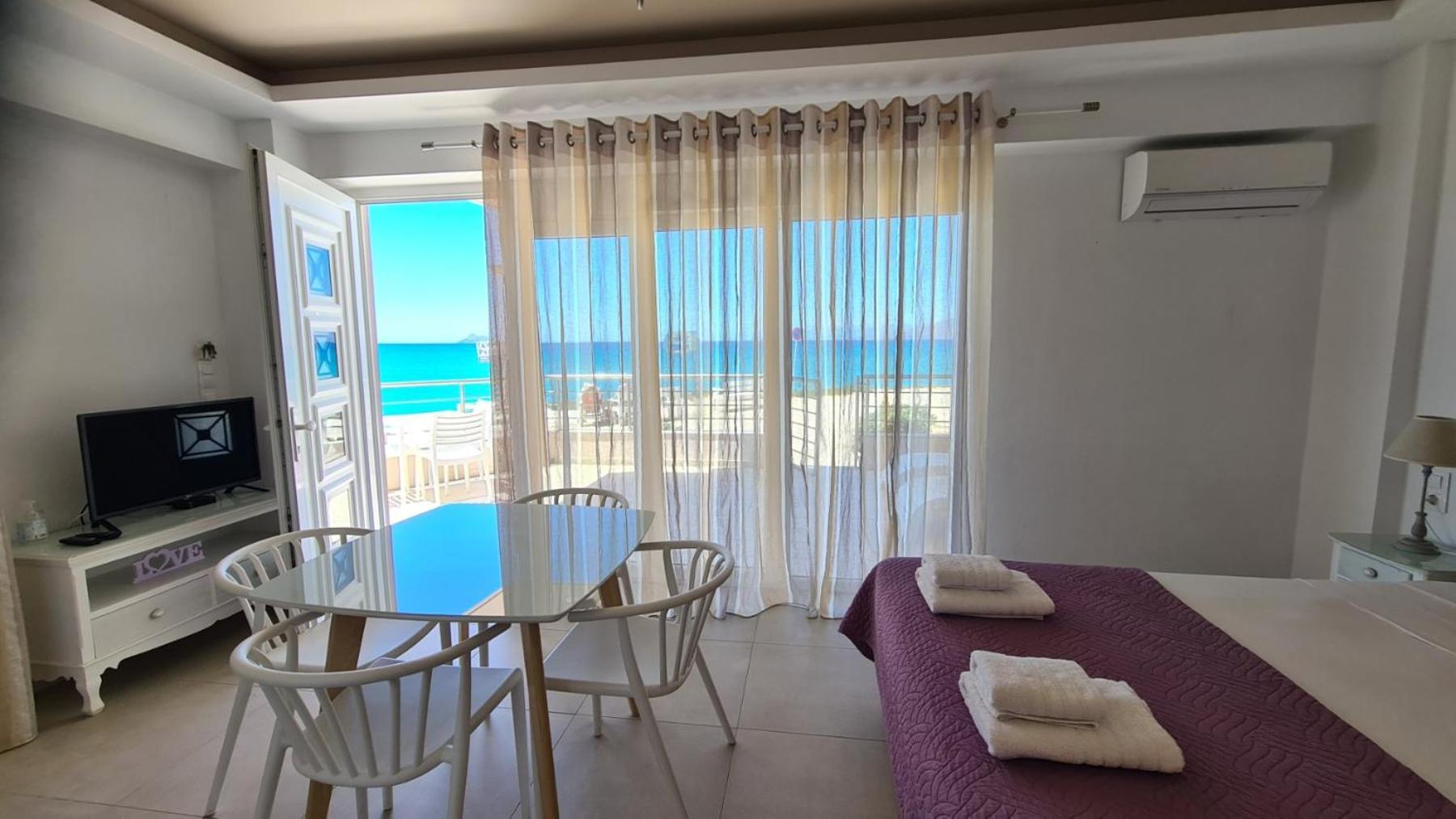 Bella Mare Luxury Apartments Kalamaki  Exterior foto